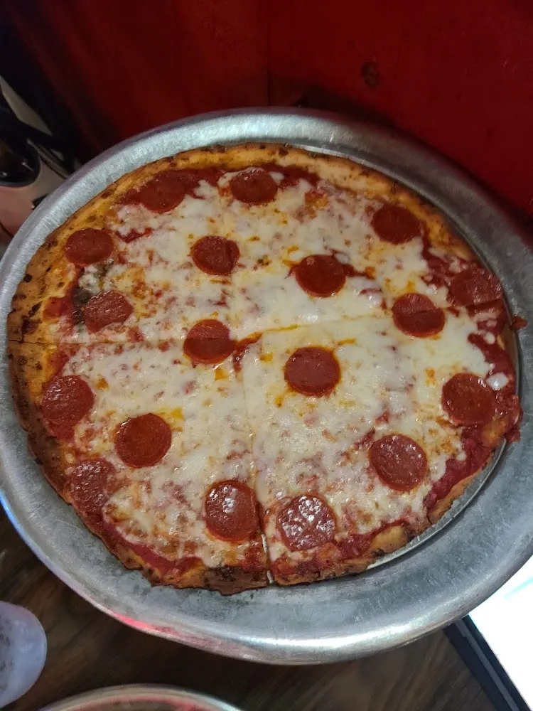Peperoni Pizza with Extra Cheese